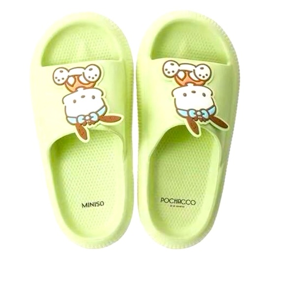 Sanrio Pochacco Slippers - Picture 2 of 3